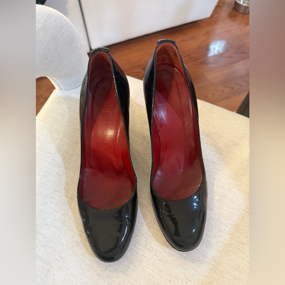 Gucci Patent wedge